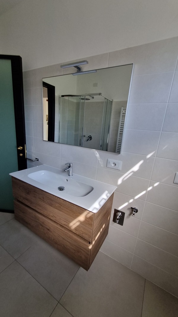 Bagno ristrutturato - Vivicasa ristrutturazioni