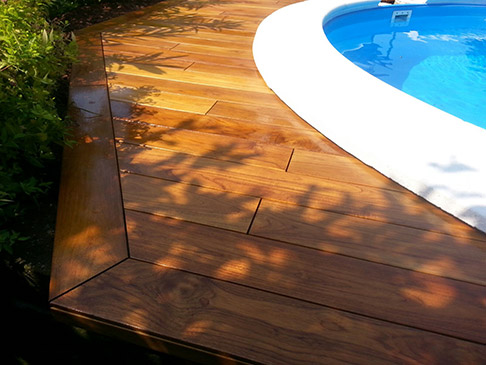 Pavimento in teak - La nostra cura nei dettagli